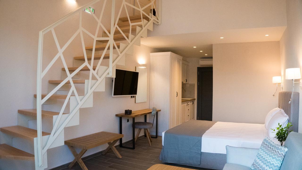 Costa Domus Blue Luxury Apartments Nikíti Kültér fotó